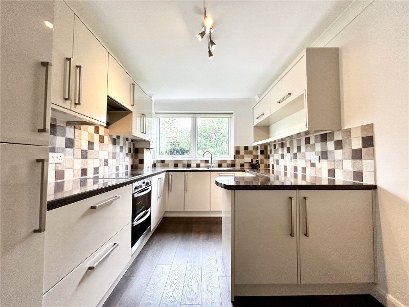 West Cliff Road, Bournemouth, BH4