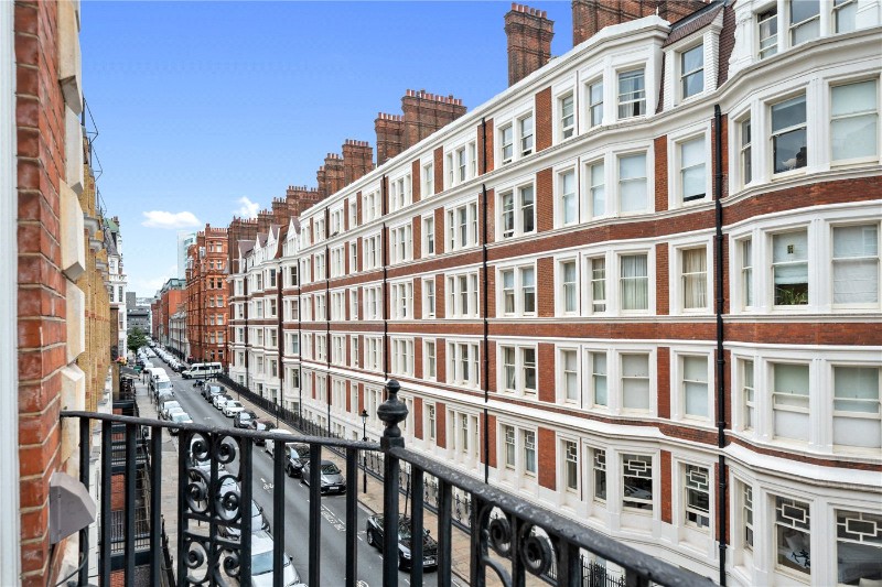 Chenies Street, London, WC1E