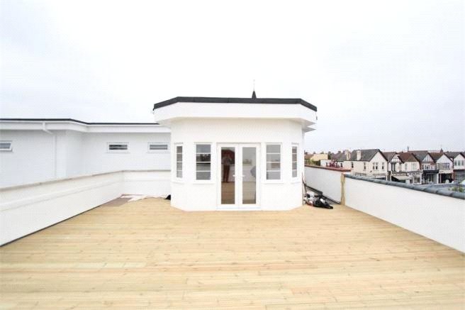 Highcliff Drive, Leigh-on-Sea, Essex, SS9