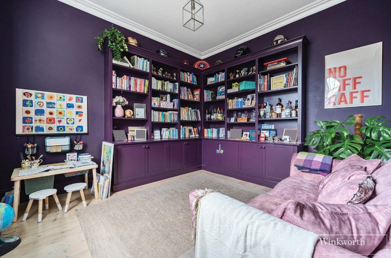 Guildford Road, Bagshot, Surrey, GU19