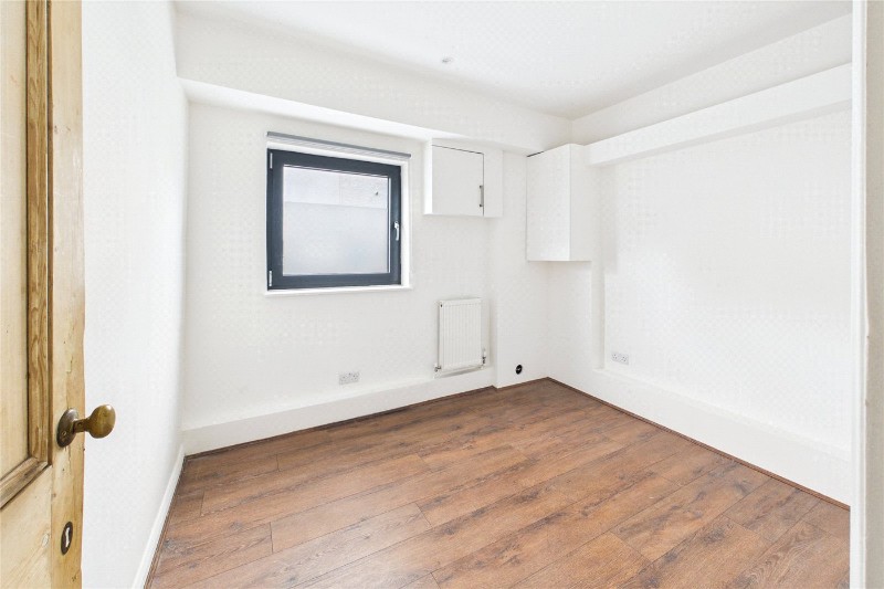 Morrish Road, London, SW2