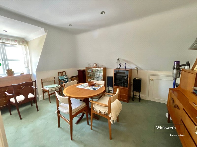 Stuart Road, Highcliffe, Dorset, BH23