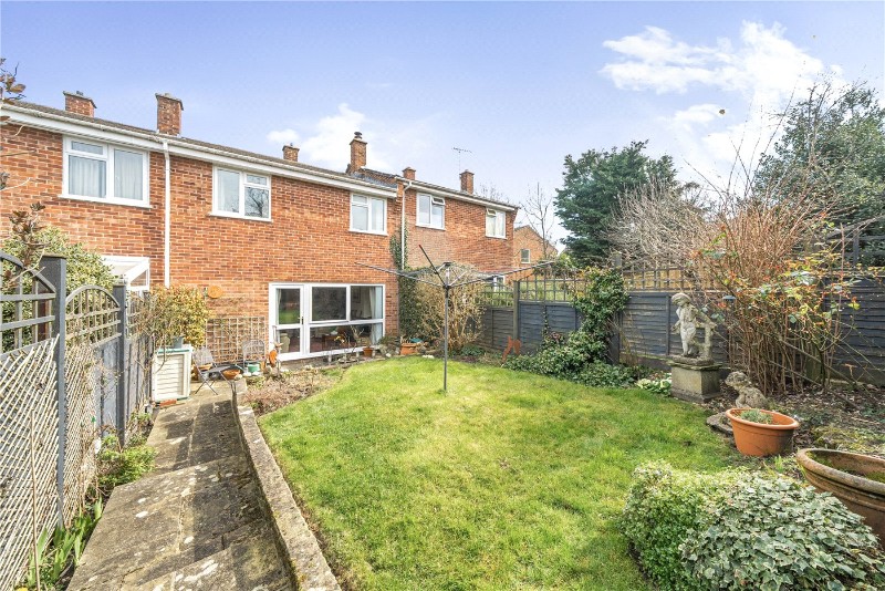 Aintree Close, Newbury, Berkshire, RG14