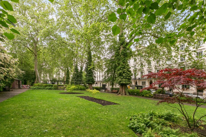 Porchester Square, Bayswater, W2