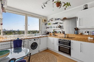 Bethune Road, London, N16