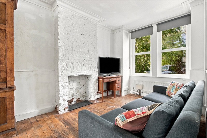 Blackshaw Road, London, SW17