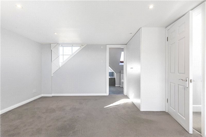 Lowther Road, Barnes, London, SW13