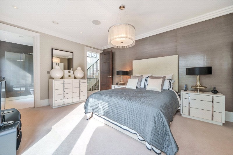 Atkinson Close, London, SW20