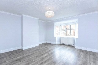 Moxon Street, High Barnet, EN5