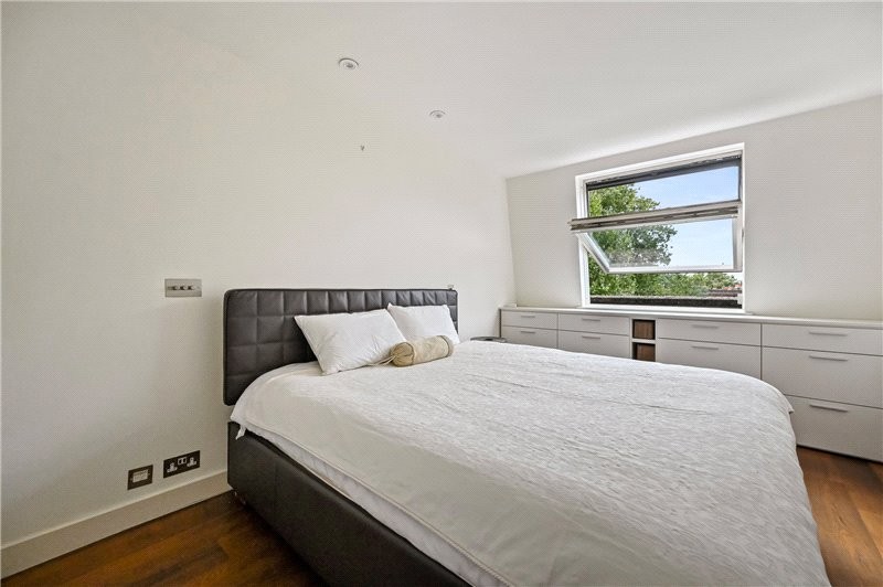 Nevern Square, Earls Court, London, SW5