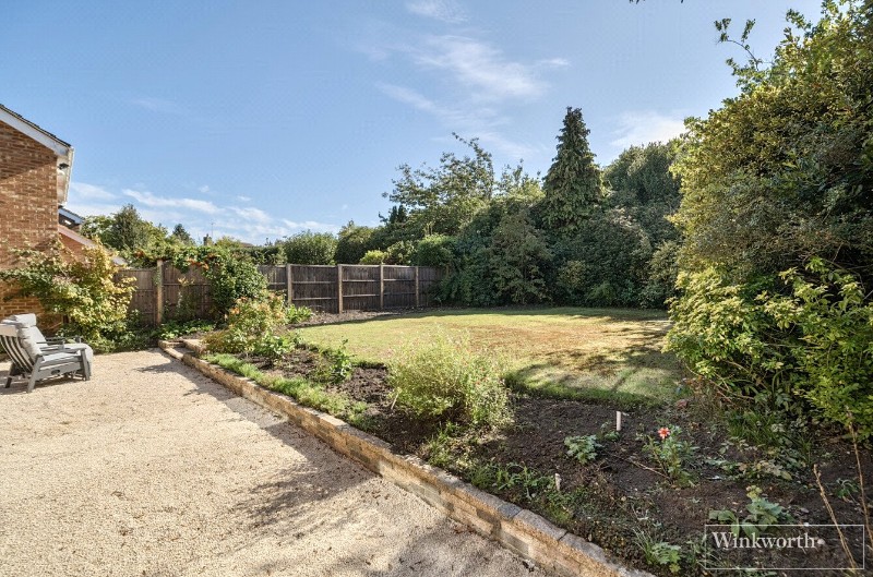 Lambourne Drive, Bagshot, Surrey, GU19