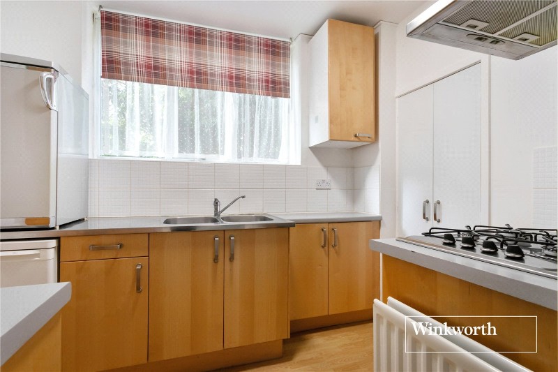 East End Road, Finchley, London, N3