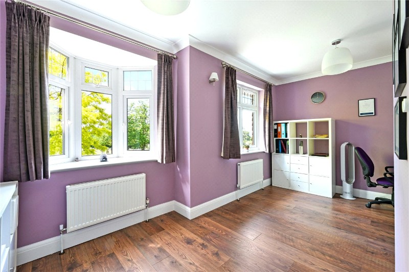 Downs Road, Epsom, Surrey, KT18