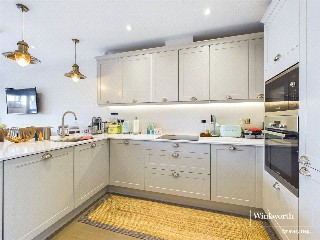 Champlain Street, Reading, Berkshire, RG2