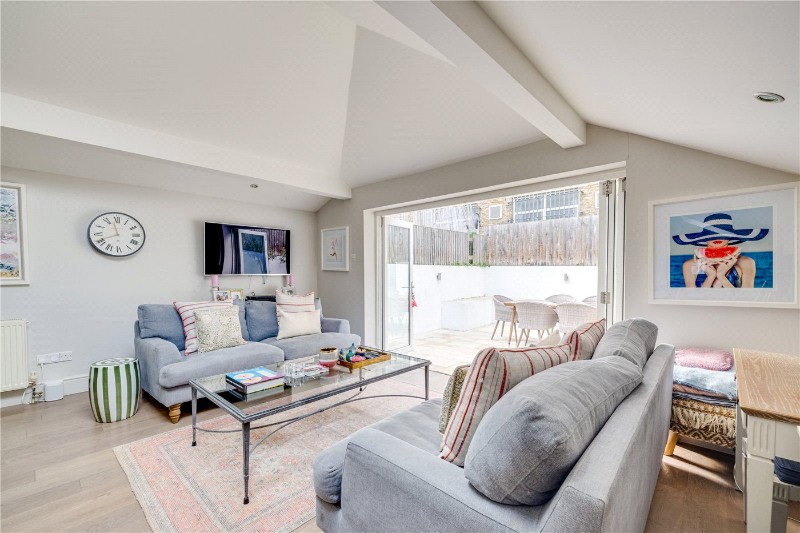 Parsons Green Lane, London, SW6