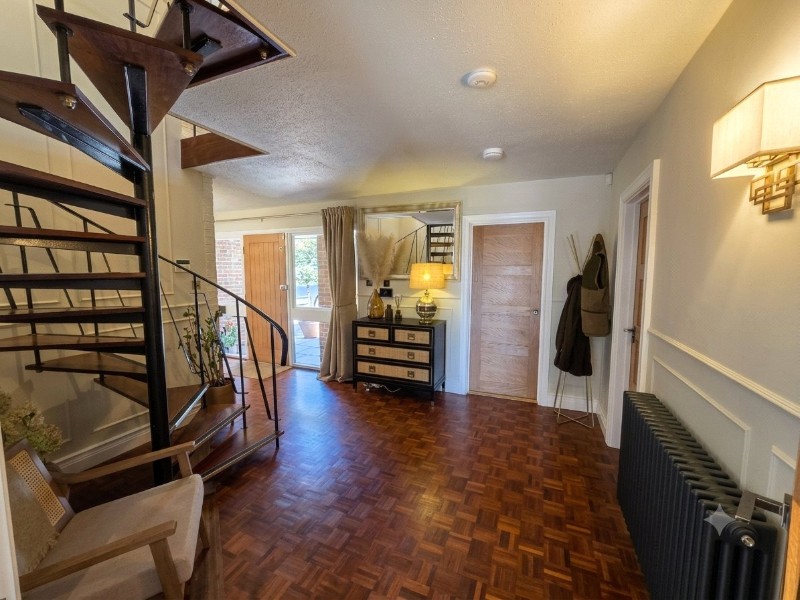 Fox Hill, Farley Hill, Reading, Berkshire, RG7