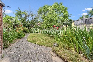 Caversham Avenue, London, N13