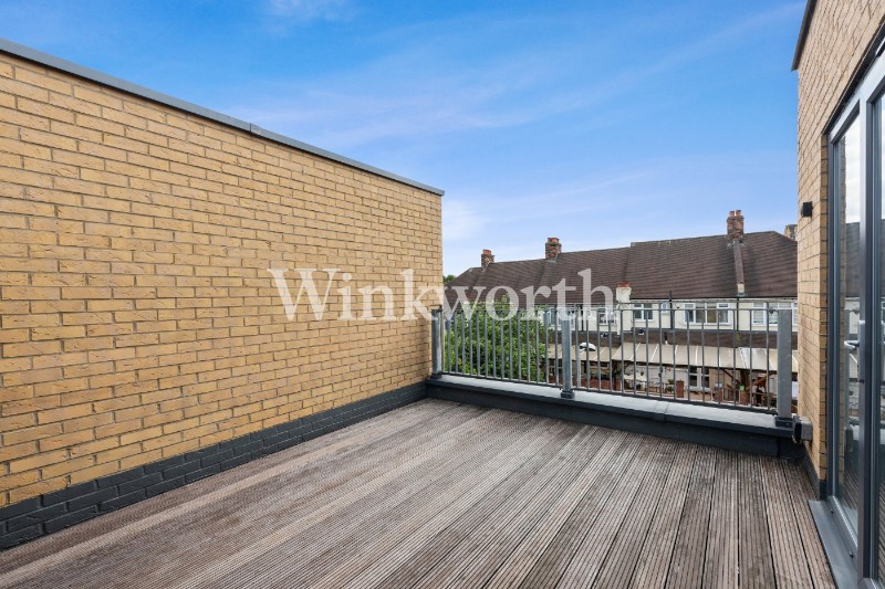 Wells Mews, London, N11