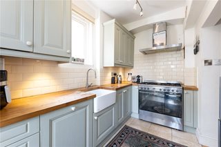 West Hill, London, SW15