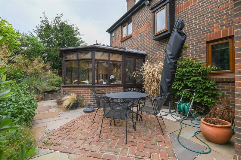 Bishops Drive, Wokingham, Berkshire, RG40