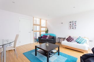 Century Mews, Highbury, N5