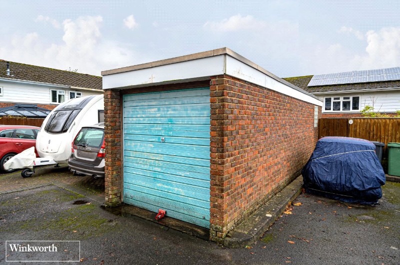 Novello Close, Basingstoke, Hampshire, RG22