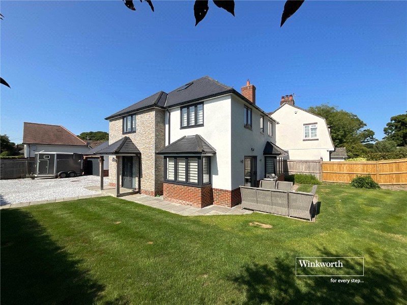 Kennard Road, New Milton, Hampshire, BH25