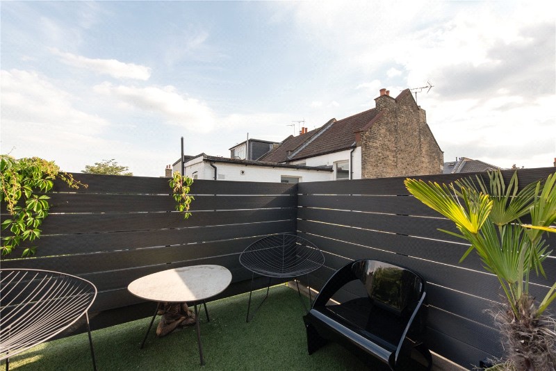 Purves Road, London, NW10
