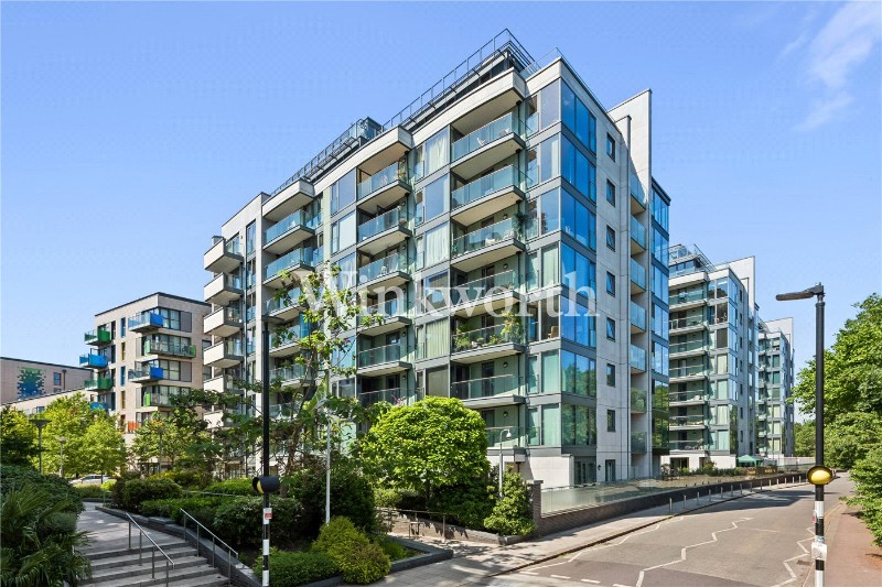 Waterside Way, London, N17