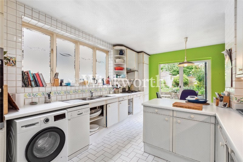 Laura Terrace, London, N4