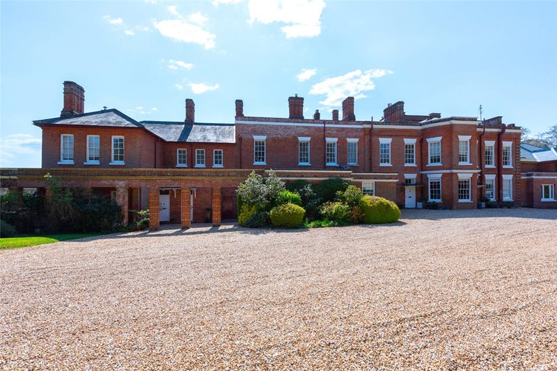 Church Road, Farley Hill, Reading, Berkshire, RG7