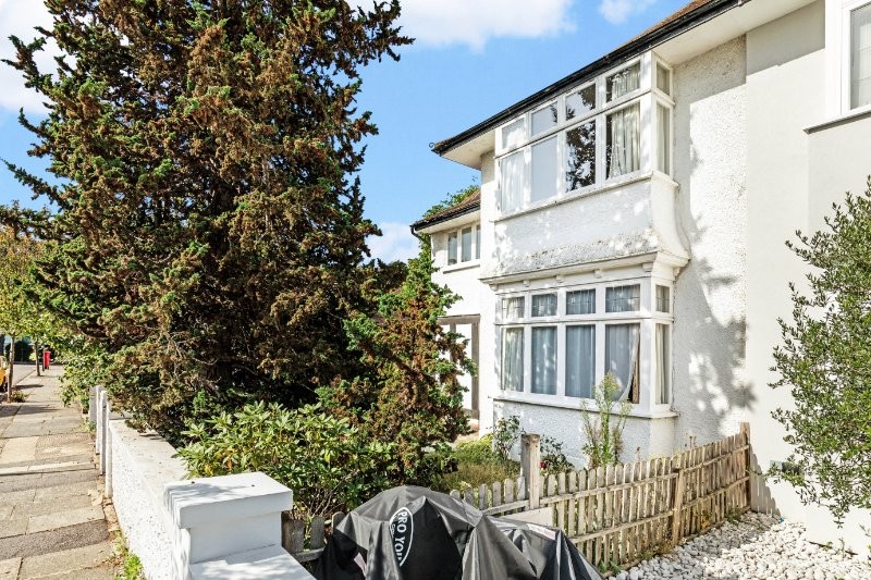 Cumberland Road, Barnes, London, SW13